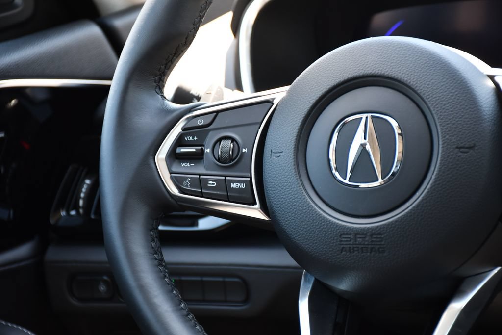 Certified 2026 Acura MDX w/ Technology Package FWD image 28