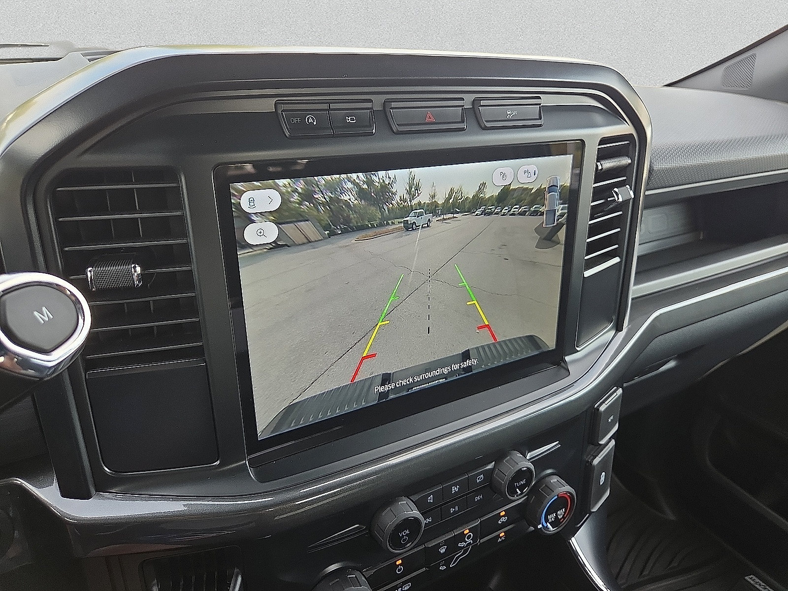 Used 2024 Ford F150 STX AWD/4WD image 17