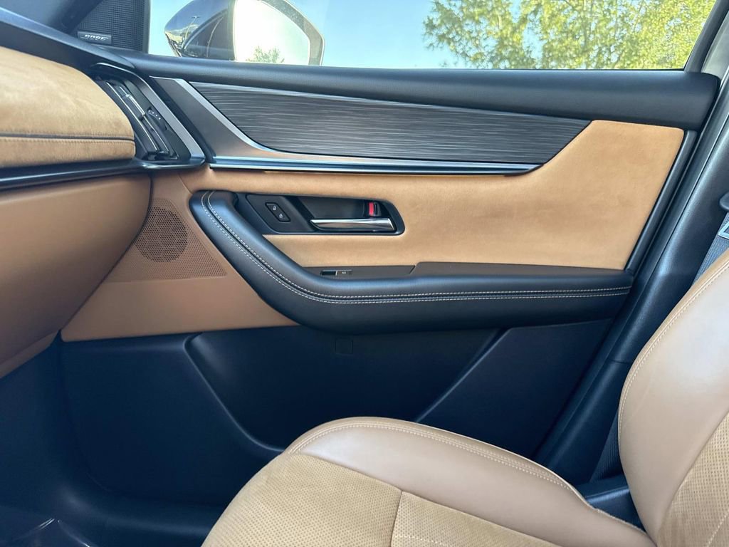Certified 2024 MAZDA CX-90 3.3 Turbo S w/ Premium Plus image 35