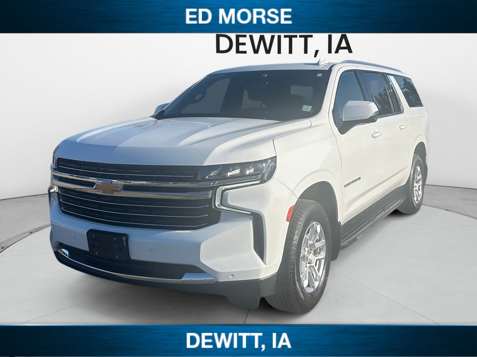 Used 2021 Chevrolet Suburban LT w/ Luxury Package image 1