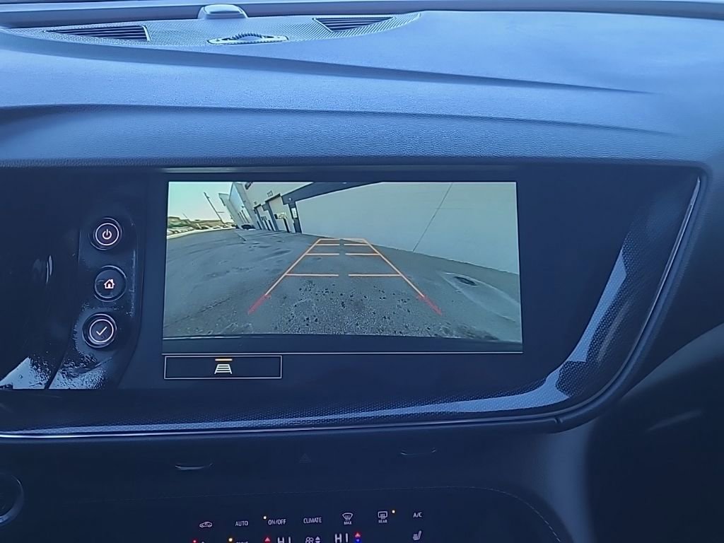 Used 2023 Buick Envision Preferred image 21