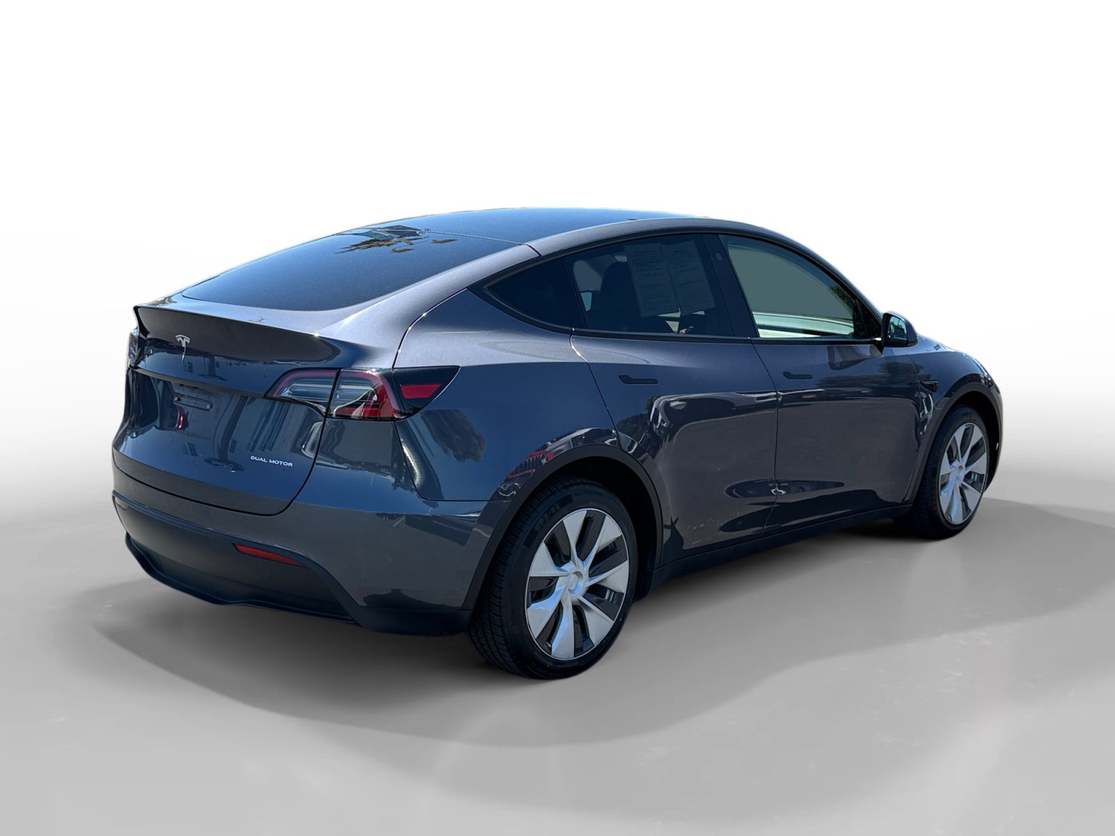 Used 2023 Tesla Model Y Long Range AWD/4WD image 5