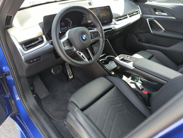 Used 2025 BMW X2 xDrive28i w/ M Sport Package image 10