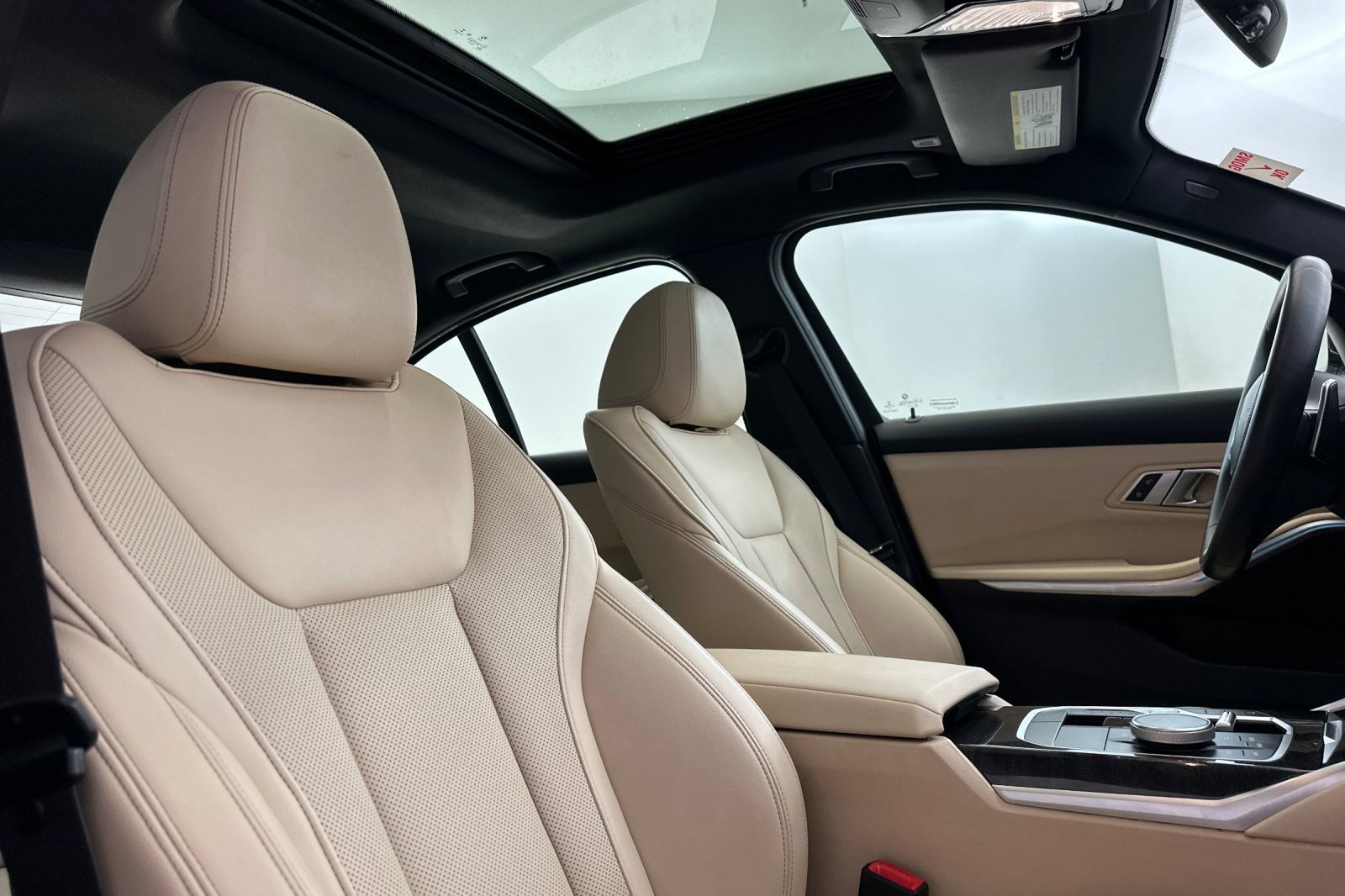 Certified 2023 BMW 330e w/ M Sport Package image 30