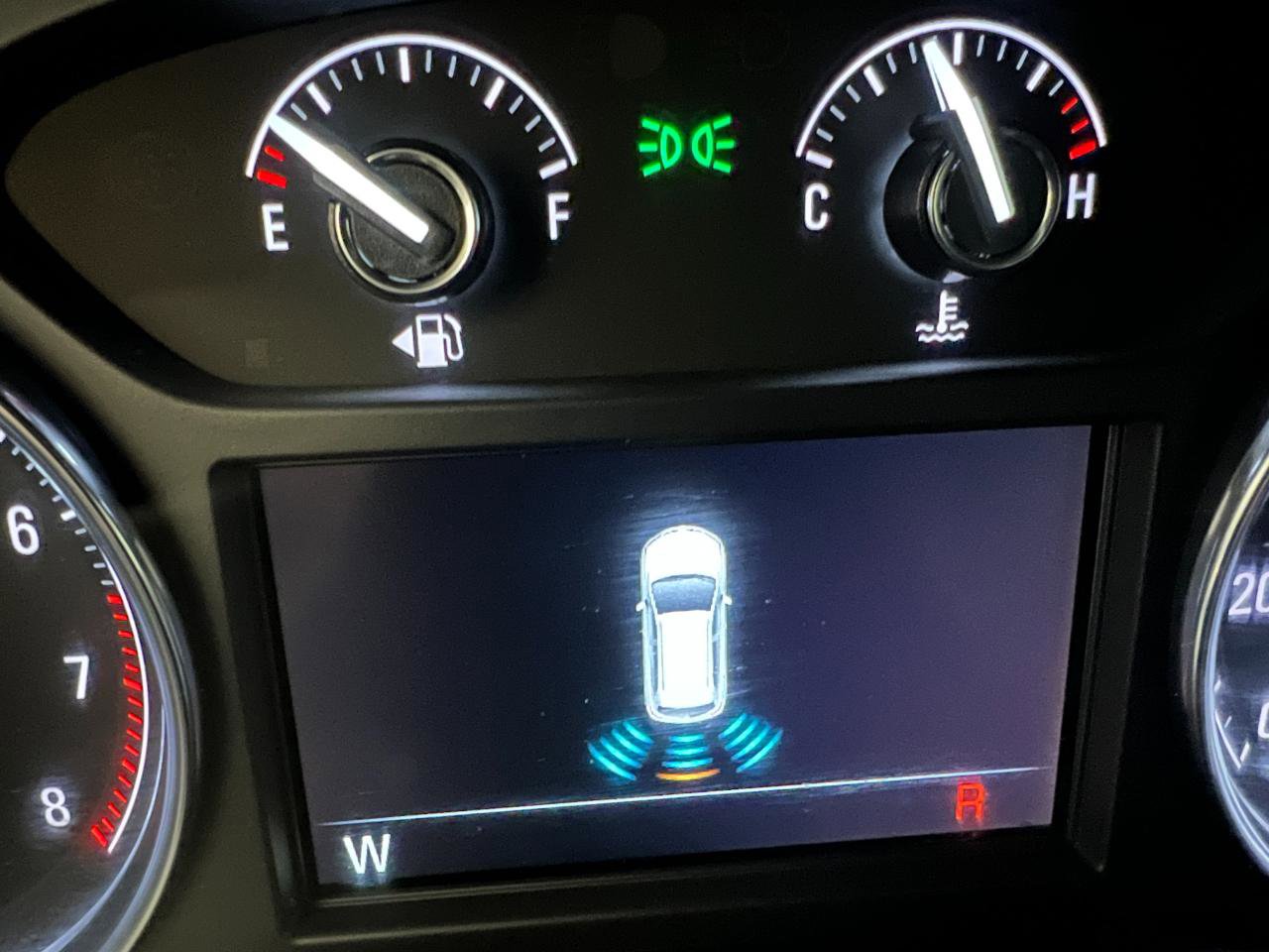 Used 2019 Buick Enclave Essence FWD image 57