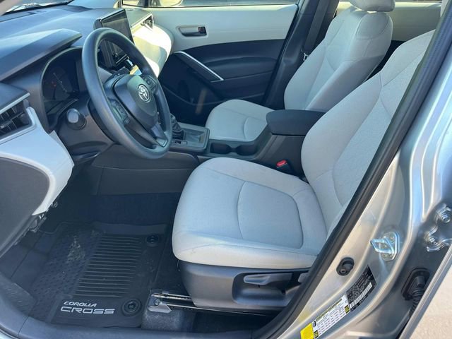 Used 2026 Toyota Corolla Cross L image 24