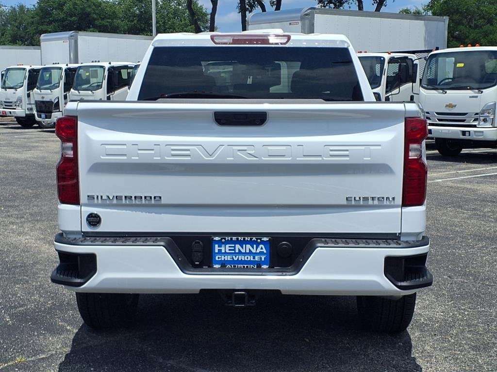 New 2025 Chevrolet Silverado 1500 Custom image 5