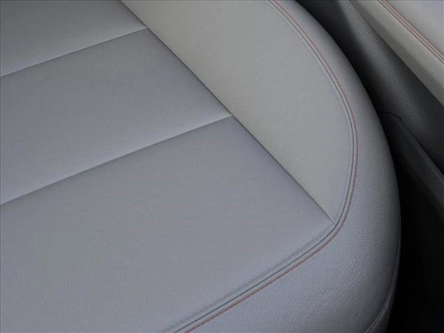 New 2025 Ford Explorer Active w/ Active Comfort Package image 16