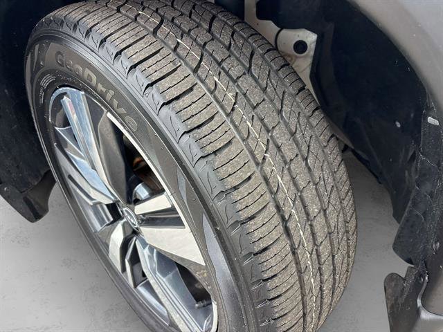 Certified 2023 Nissan Rogue SL image 8