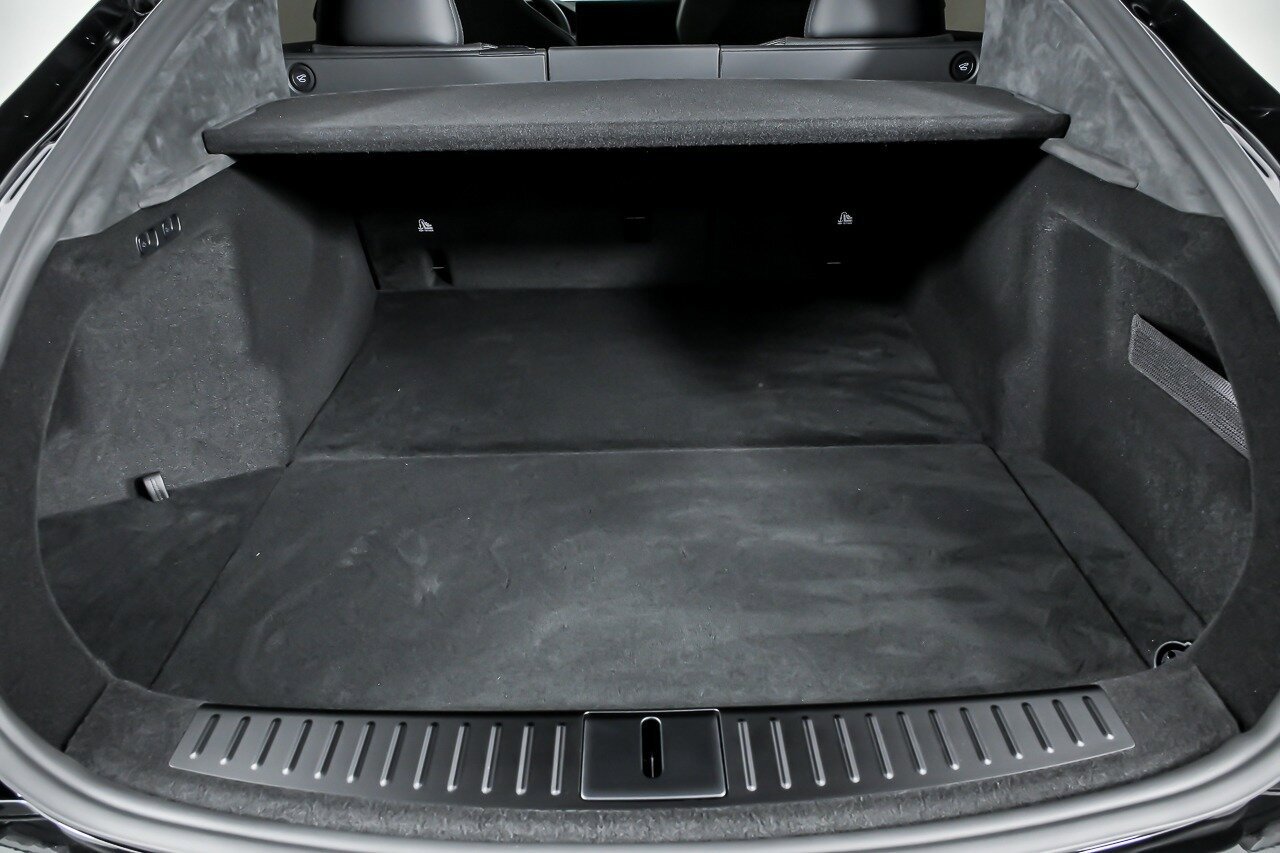 Used 2026 Tesla Model S Plaid AWD/4WD image 16