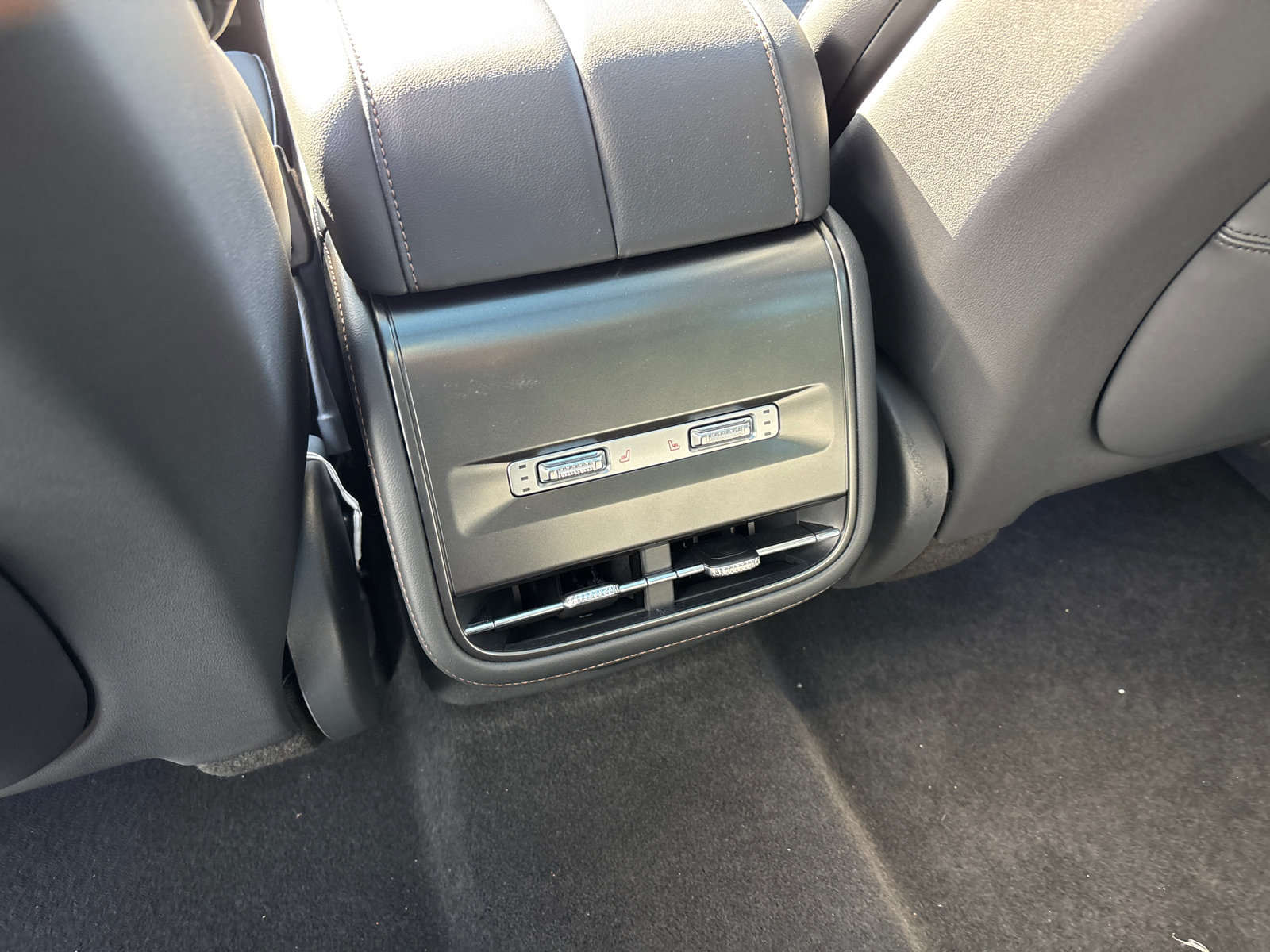 New 2026 Lincoln Nautilus Reserve AWD/4WD image 32