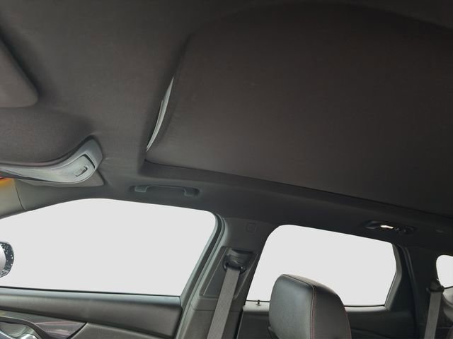 Used 2021 Chevrolet Blazer RS w/ Enhanced Convenience Package image 23