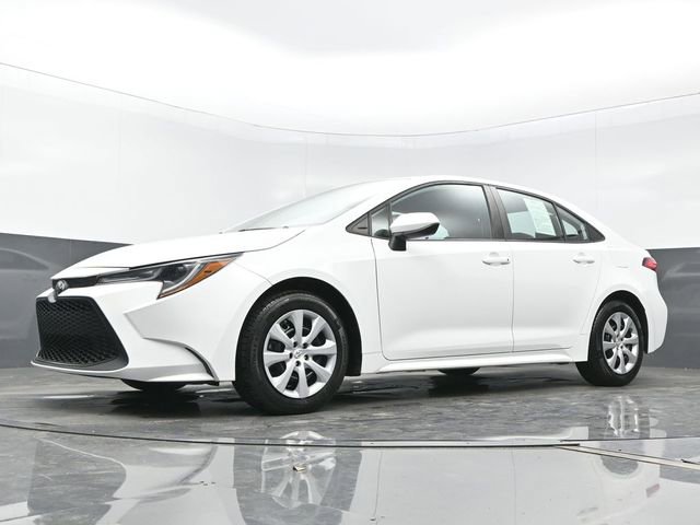 Used 2022 Toyota Corolla LE image 21