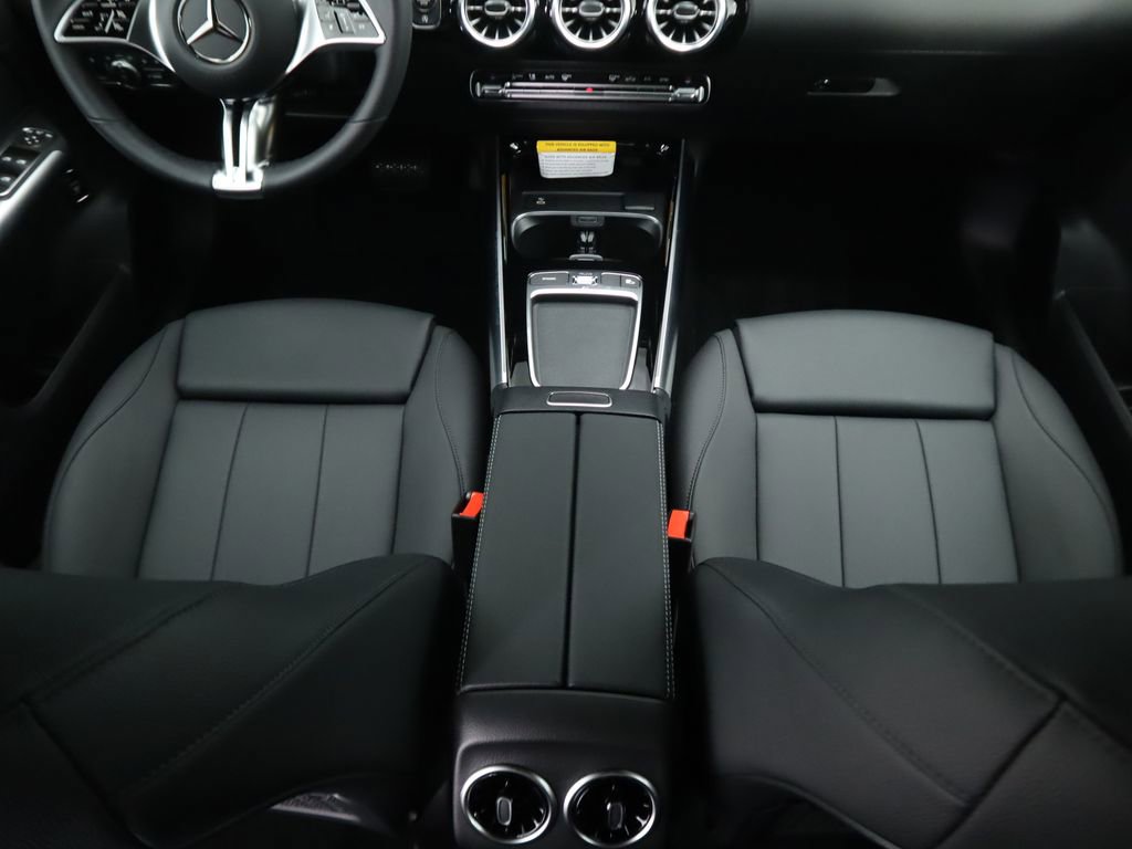 Certified 2025 Mercedes-Benz GLA 250 image 18