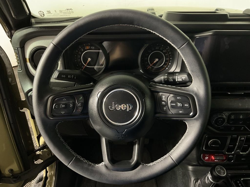 Used 2025 Jeep Wrangler Unlimited Sport AWD/4WD image 24