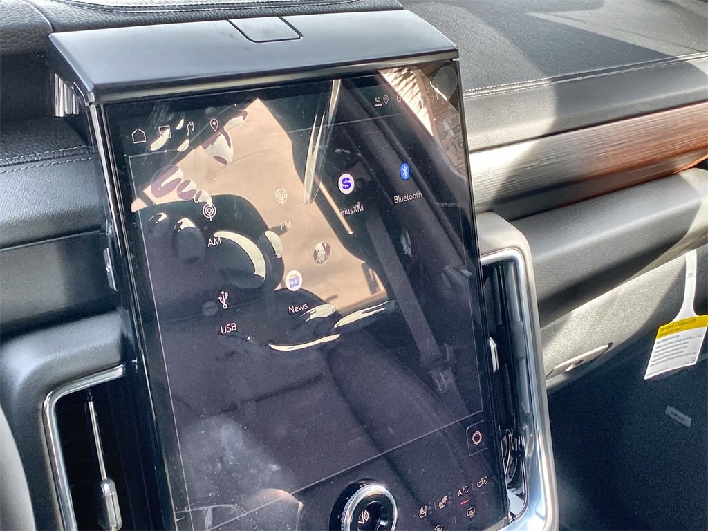 New 2026 GMC Yukon XL Denali w/ Advanced Technology Package image 27