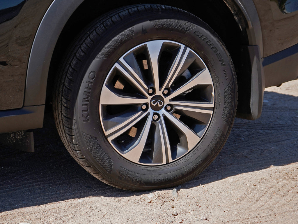 Used 2025 INFINITI QX60 Pure image 7