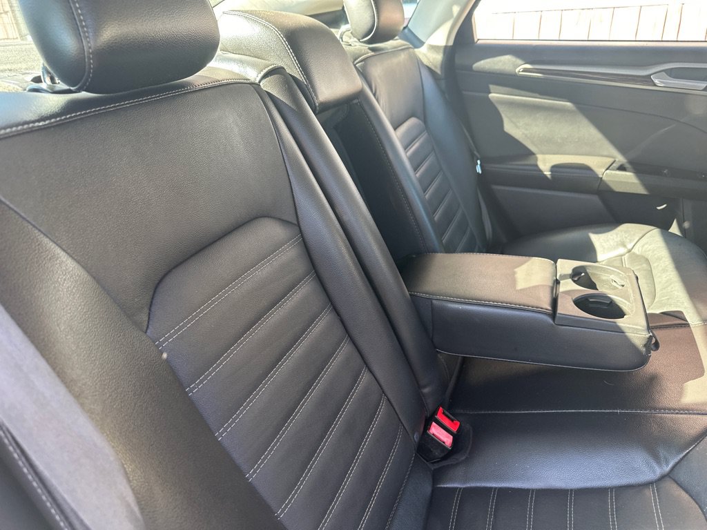 Used 2013 Ford Fusion SE FWD image 12