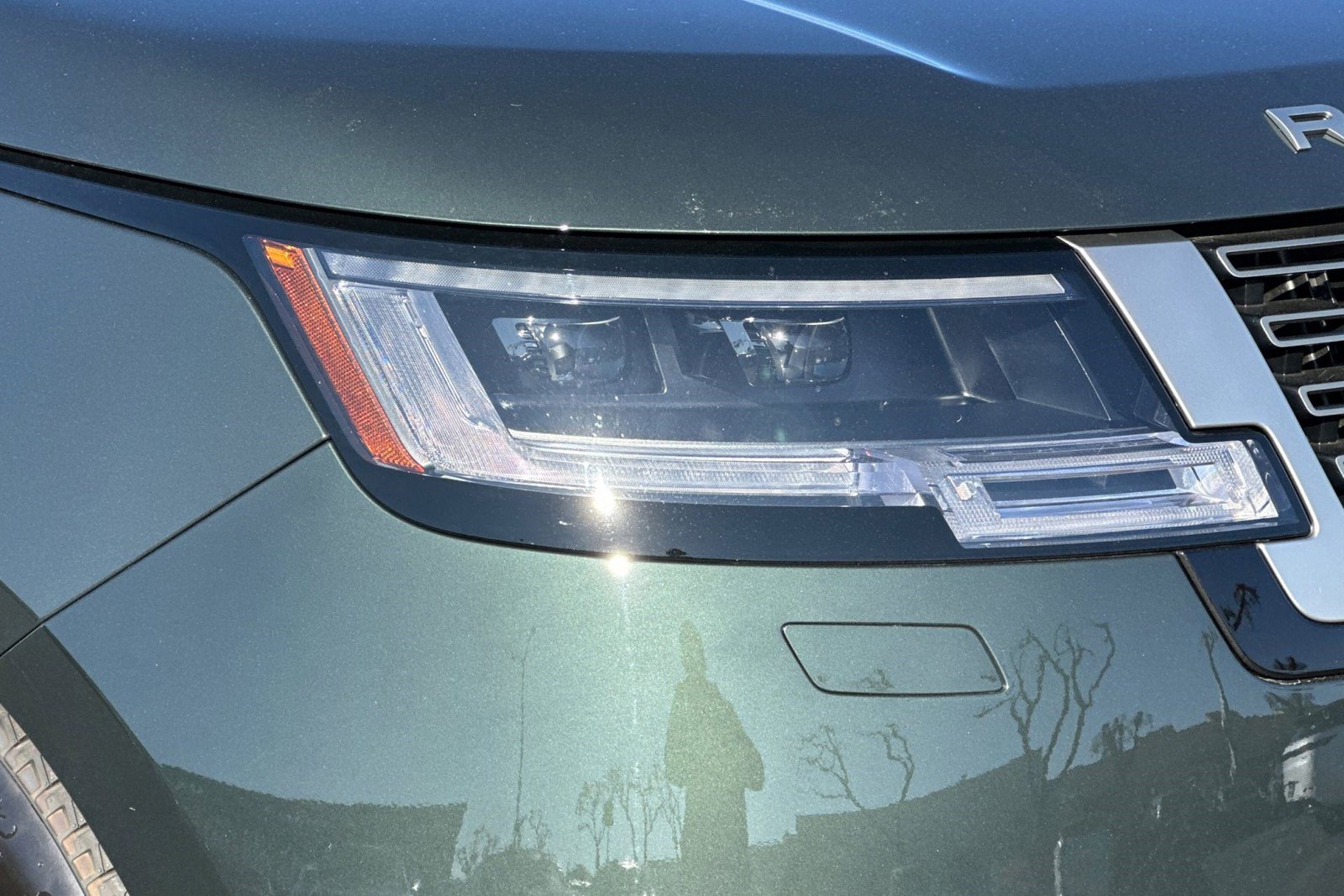 New 2026 Land Rover Range Rover SE image 12