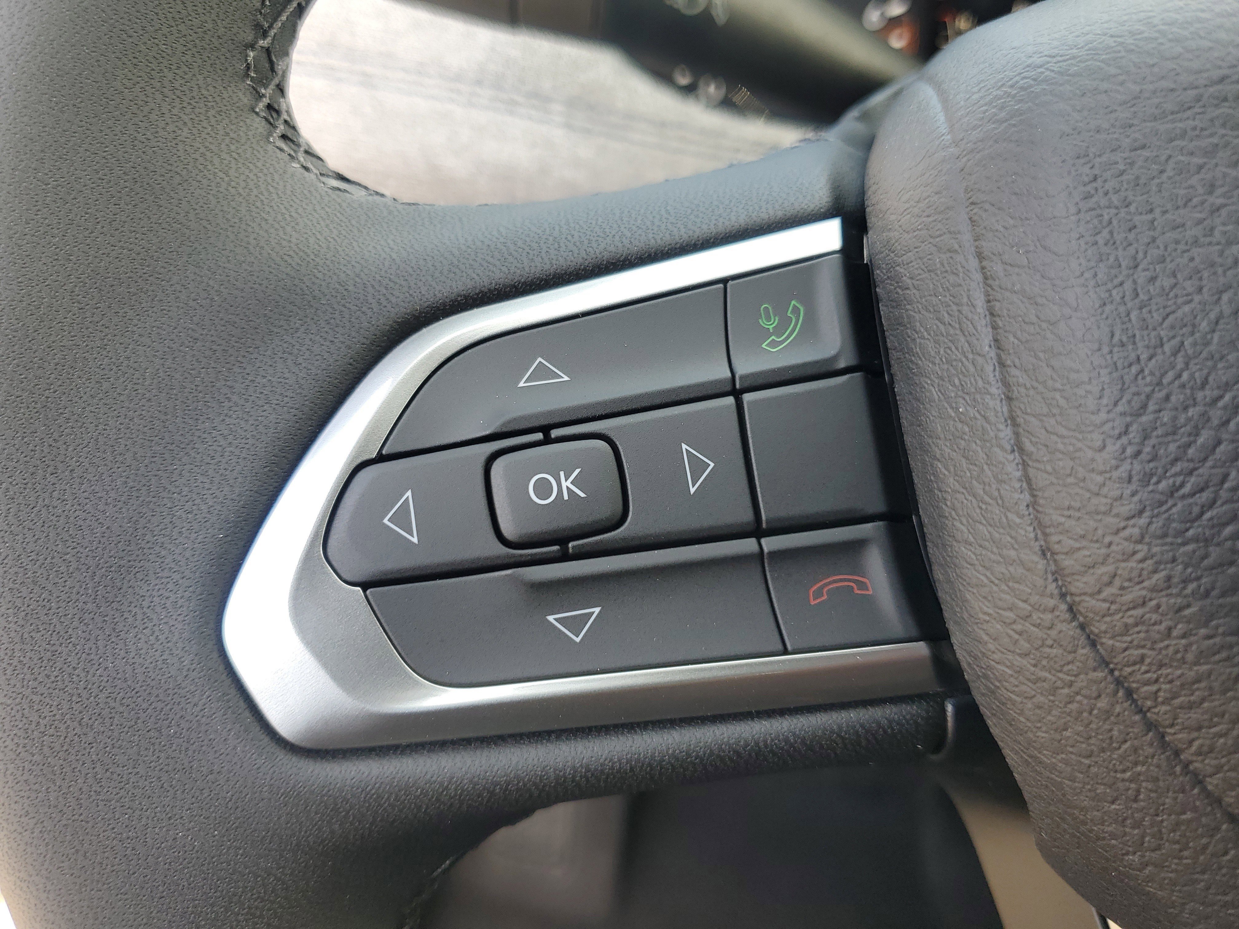 New 2026 Jeep Compass Latitude image 13