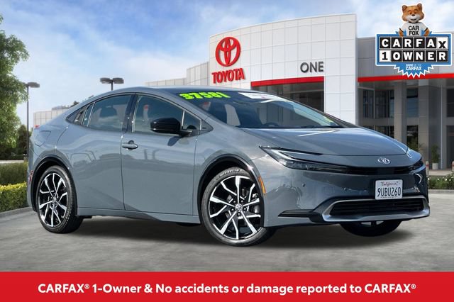 Used 2024 Toyota Prius Prime FWD video 2