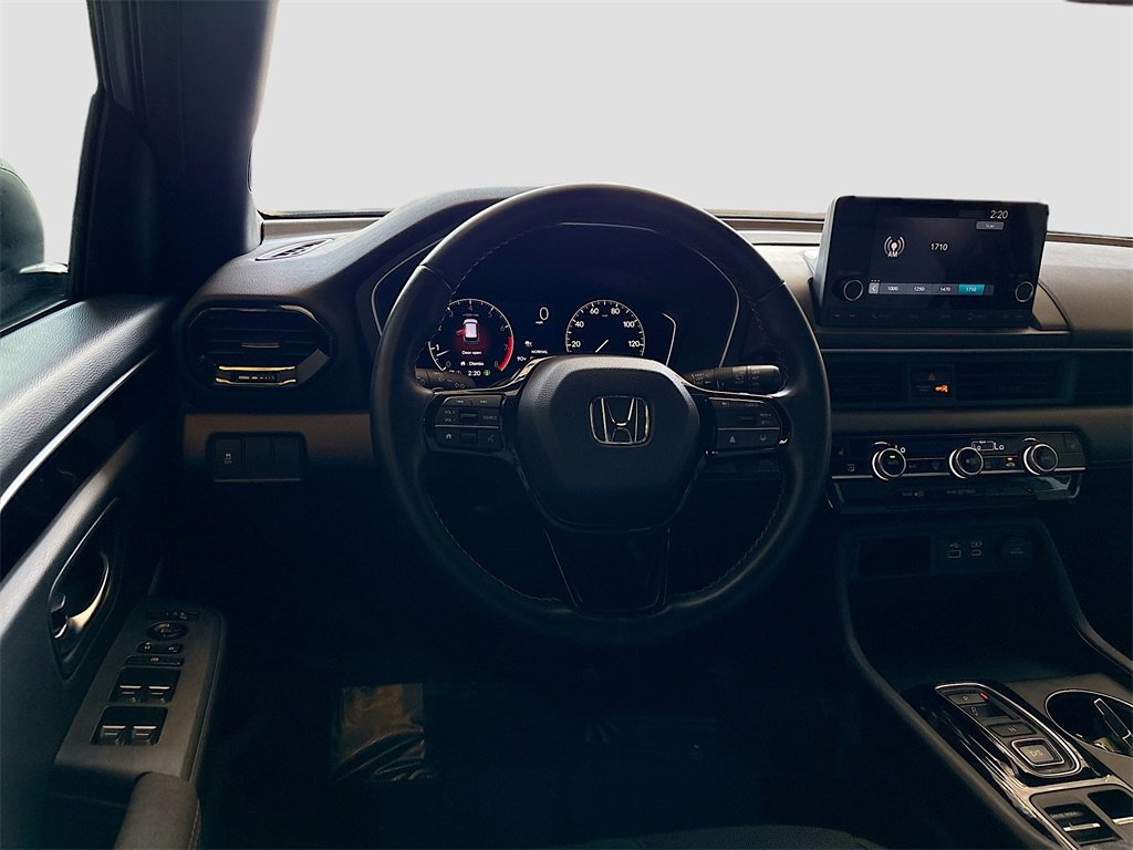 Used 2024 Honda Pilot Sport image 21