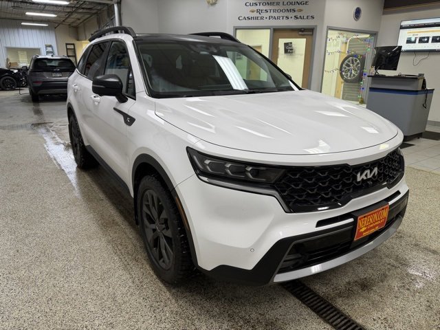 Used 2023 Kia Sorento SX Prestige image 4