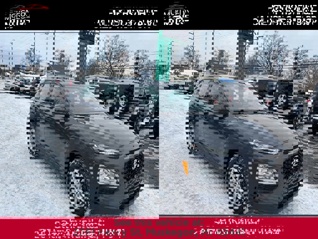 Used 2021 Hyundai Kona SE image 1