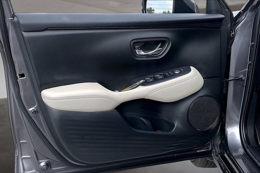 Certified 2024 Honda HR-V EX-L image 19