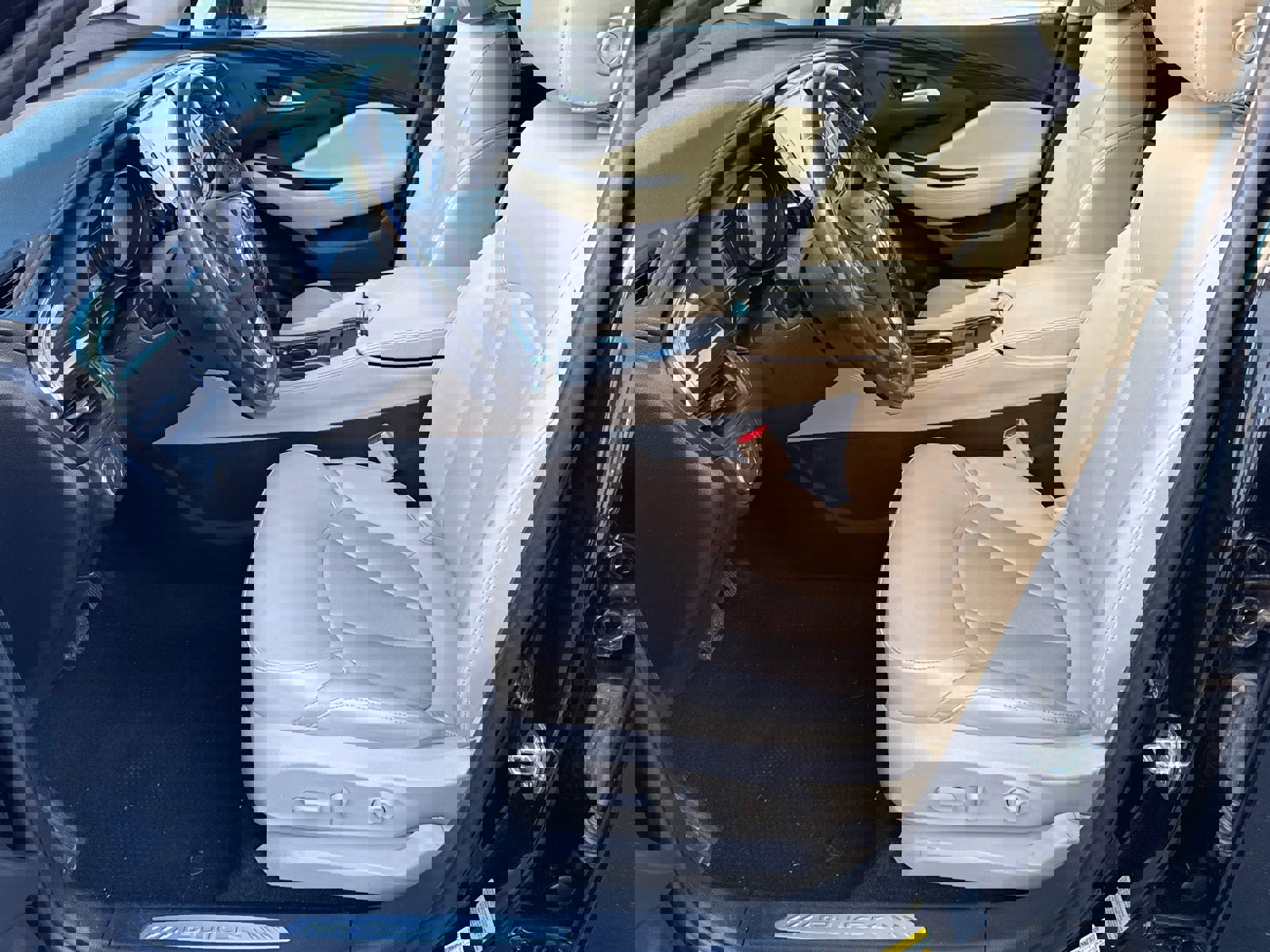 Certified 2022 Chevrolet Silverado 1500 Custom image 27