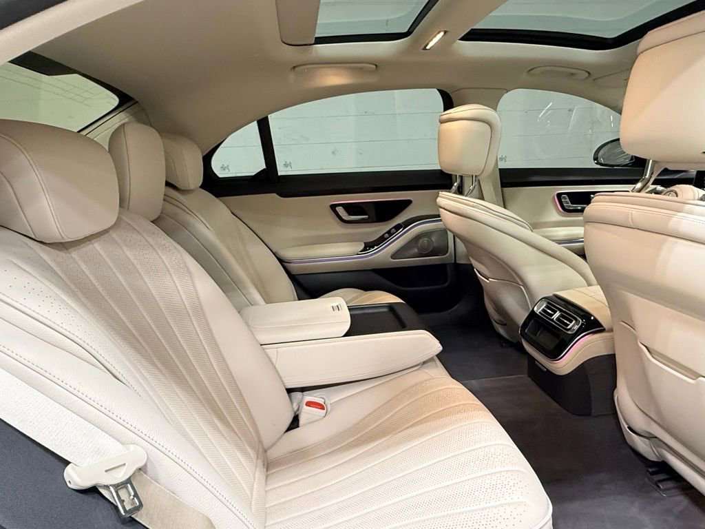 Used 2023 Mercedes-Benz S 500 4MATIC w/ AMG Line image 45