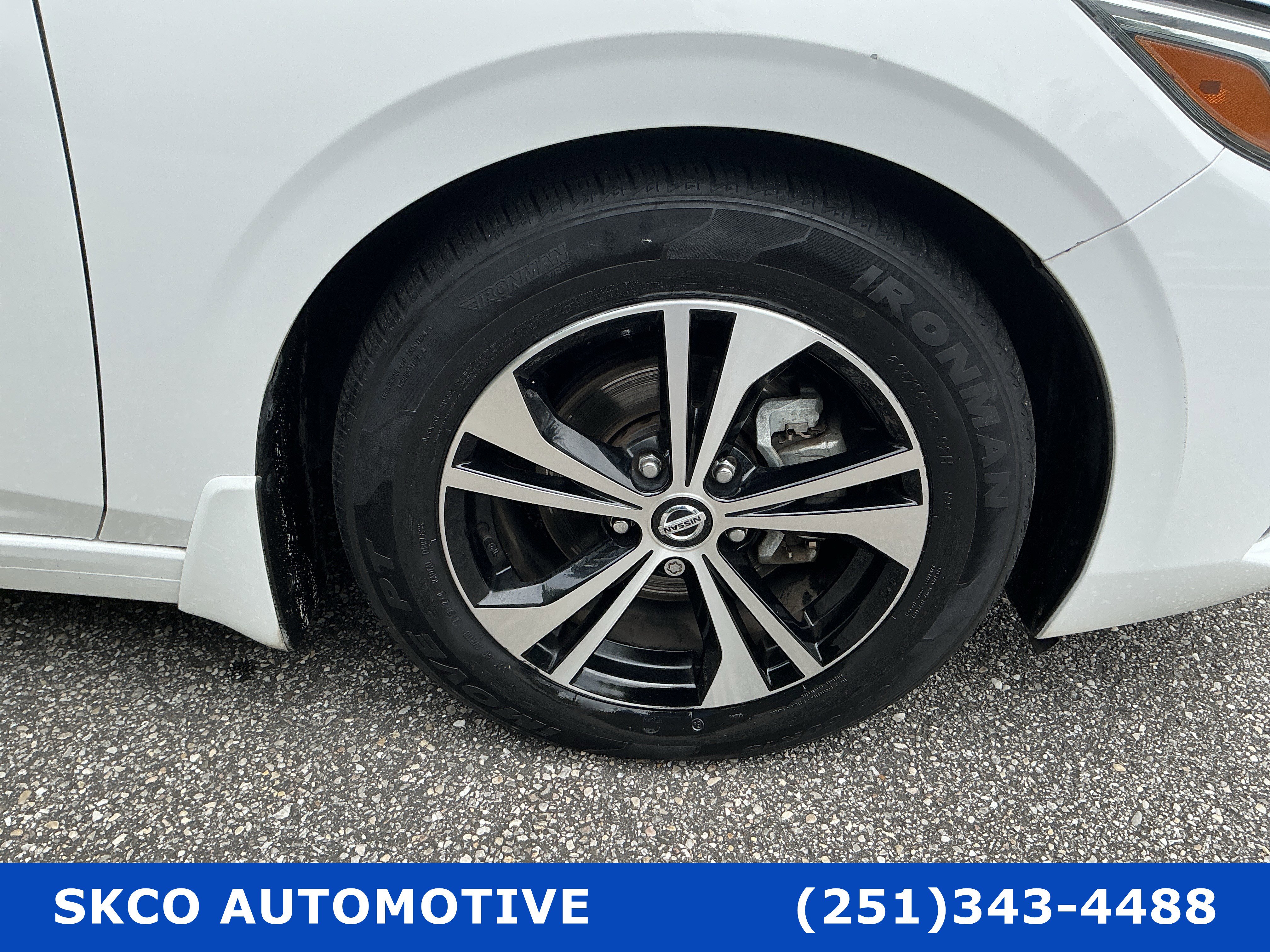 Used 2021 Nissan Sentra SV FWD image 9