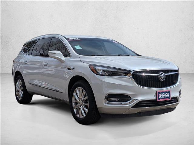 Used 2021 Buick Enclave Essence w/ Sound and Sites Package image 3