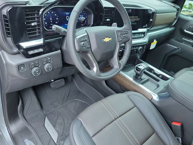 New 2026 Chevrolet Silverado 1500 High Country AWD/4WD image 11