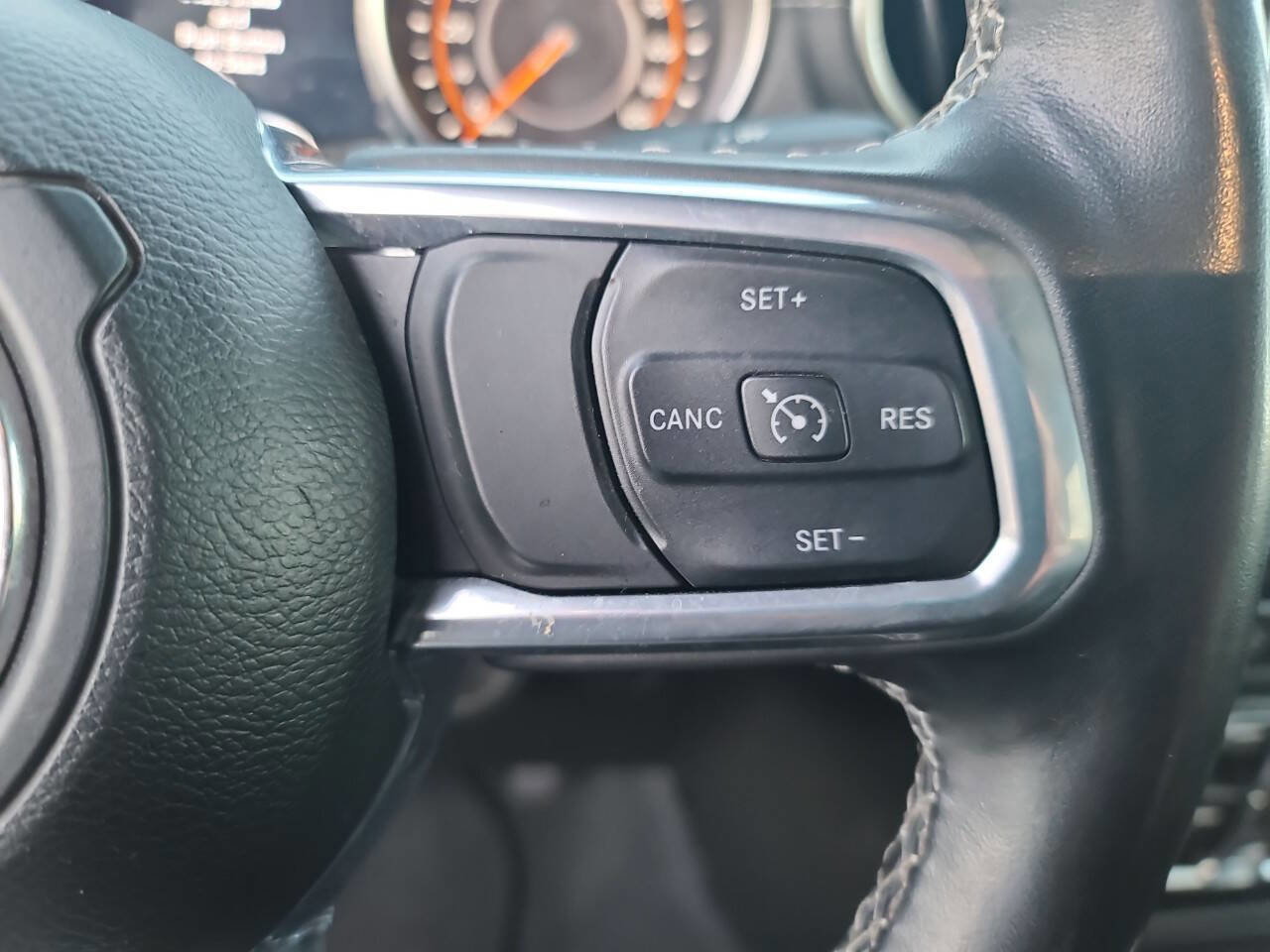 Used 2021 Jeep Gladiator Overland w/ Popular Equipment Package image 19