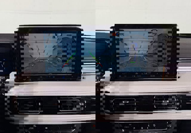 Used 2025 Lincoln Aviator 2WD w/ Equipment Group 101A image 15