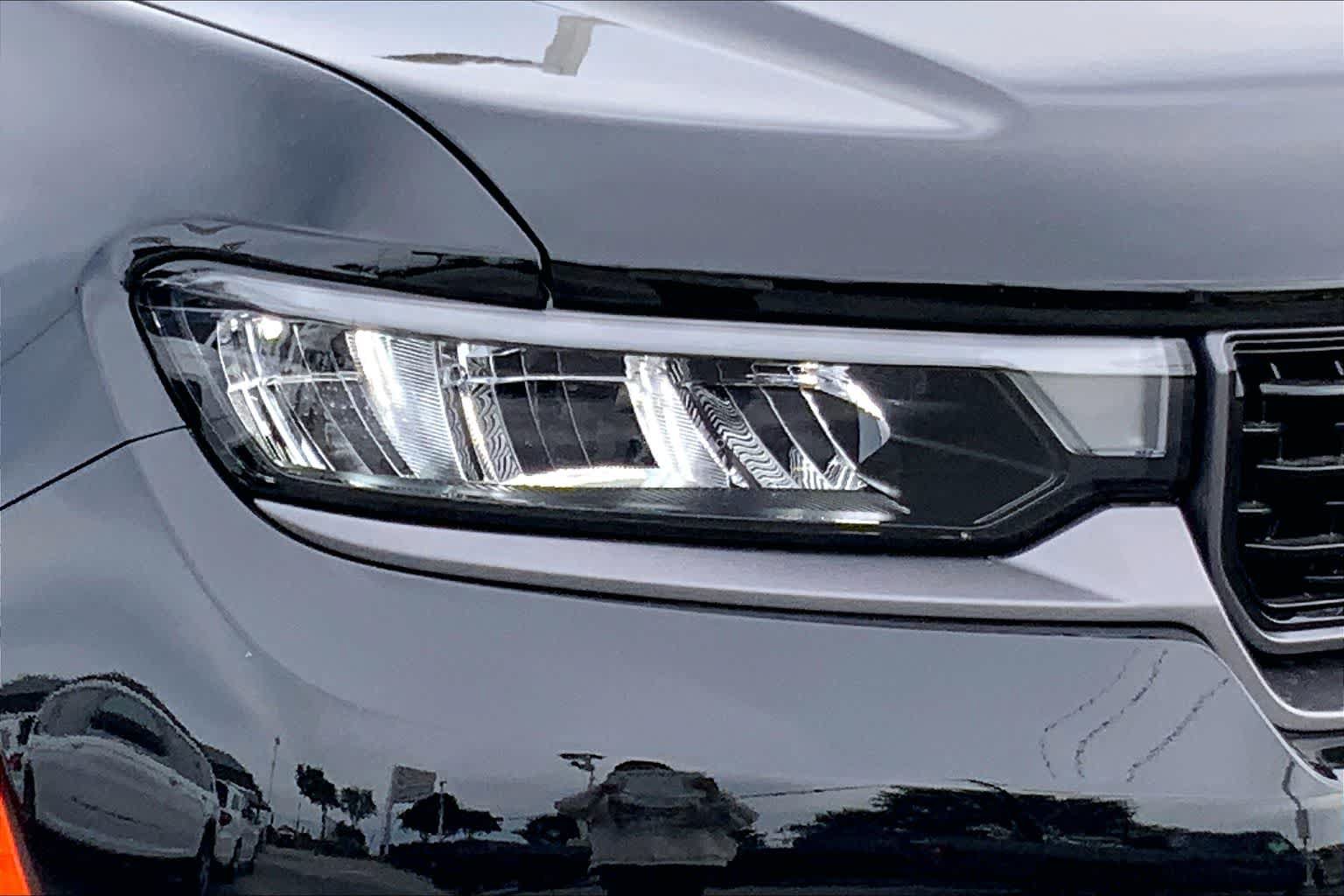 New 2026 Jeep Grand Cherokee Limited AWD/4WD image 10