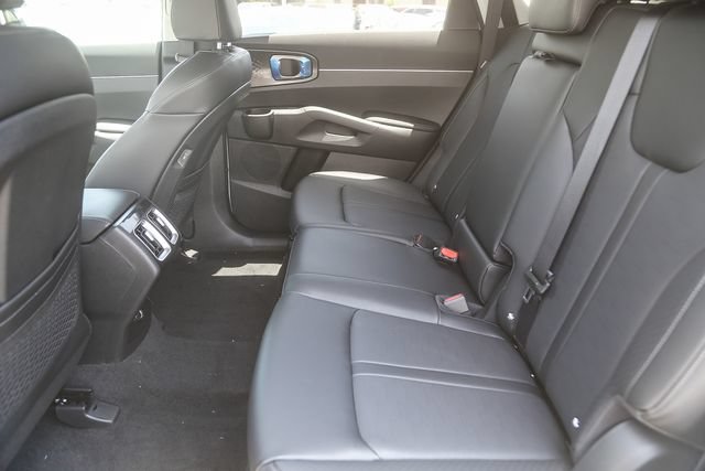 New 2026 Kia Sorento S w/ S Panoramic Sunroof Package FWD image 11