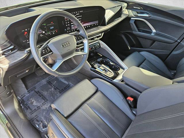 Used 2025 Audi Q5 Premium Plus w/ Premium Plus image 9