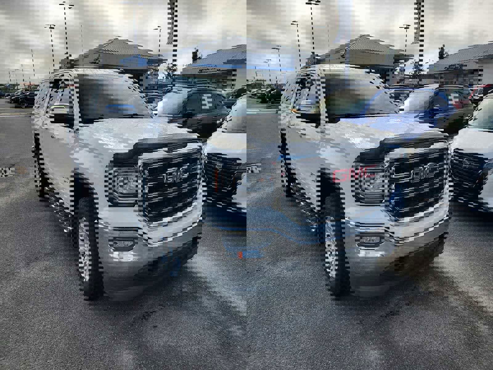 Used 2017 GMC Sierra 1500 SLE w/ SLE Value Package