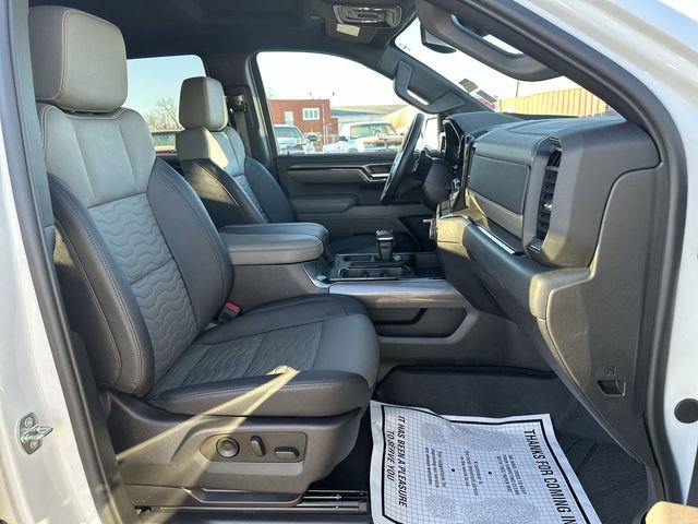 Used 2024 Chevrolet Silverado 1500 ZR2 image 29