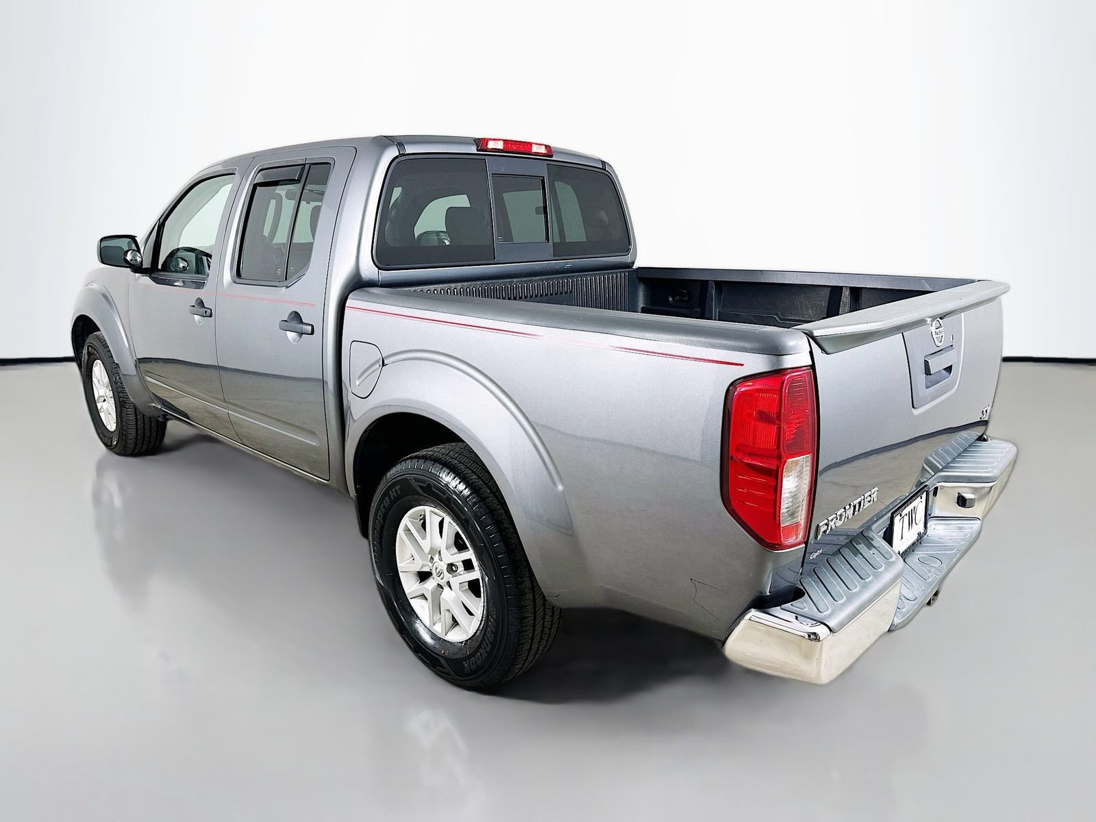 Used 2019 Nissan Frontier SV RWD image 7