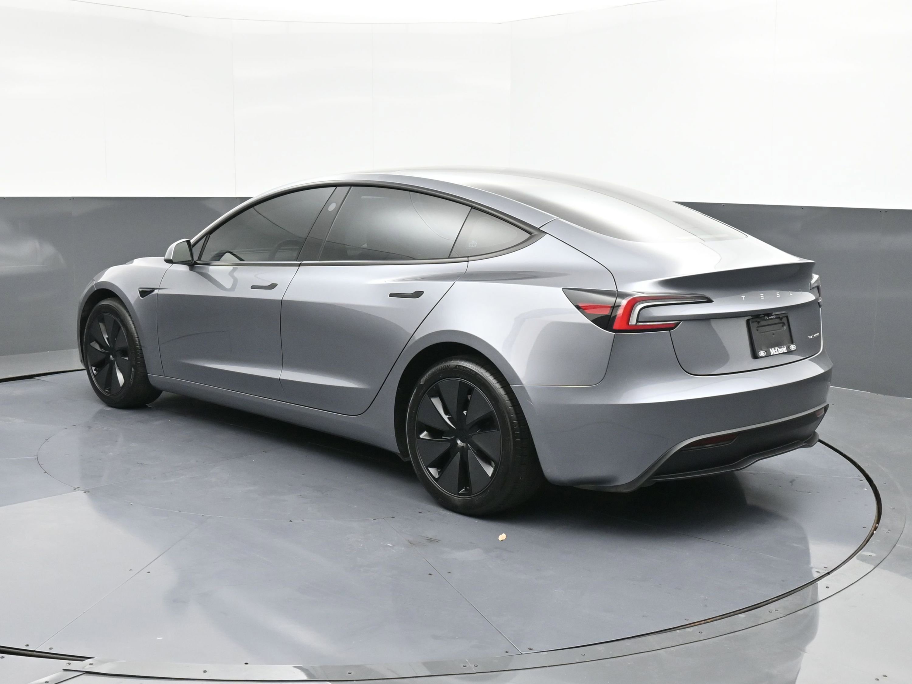 Used 2025 Tesla Model 3 Long Range image 6