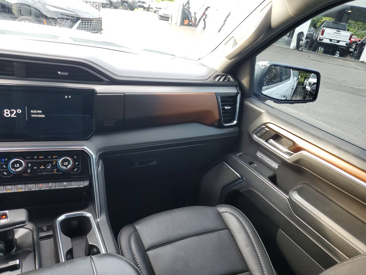 Used 2024 GMC Sierra 1500 Denali RWD image 15