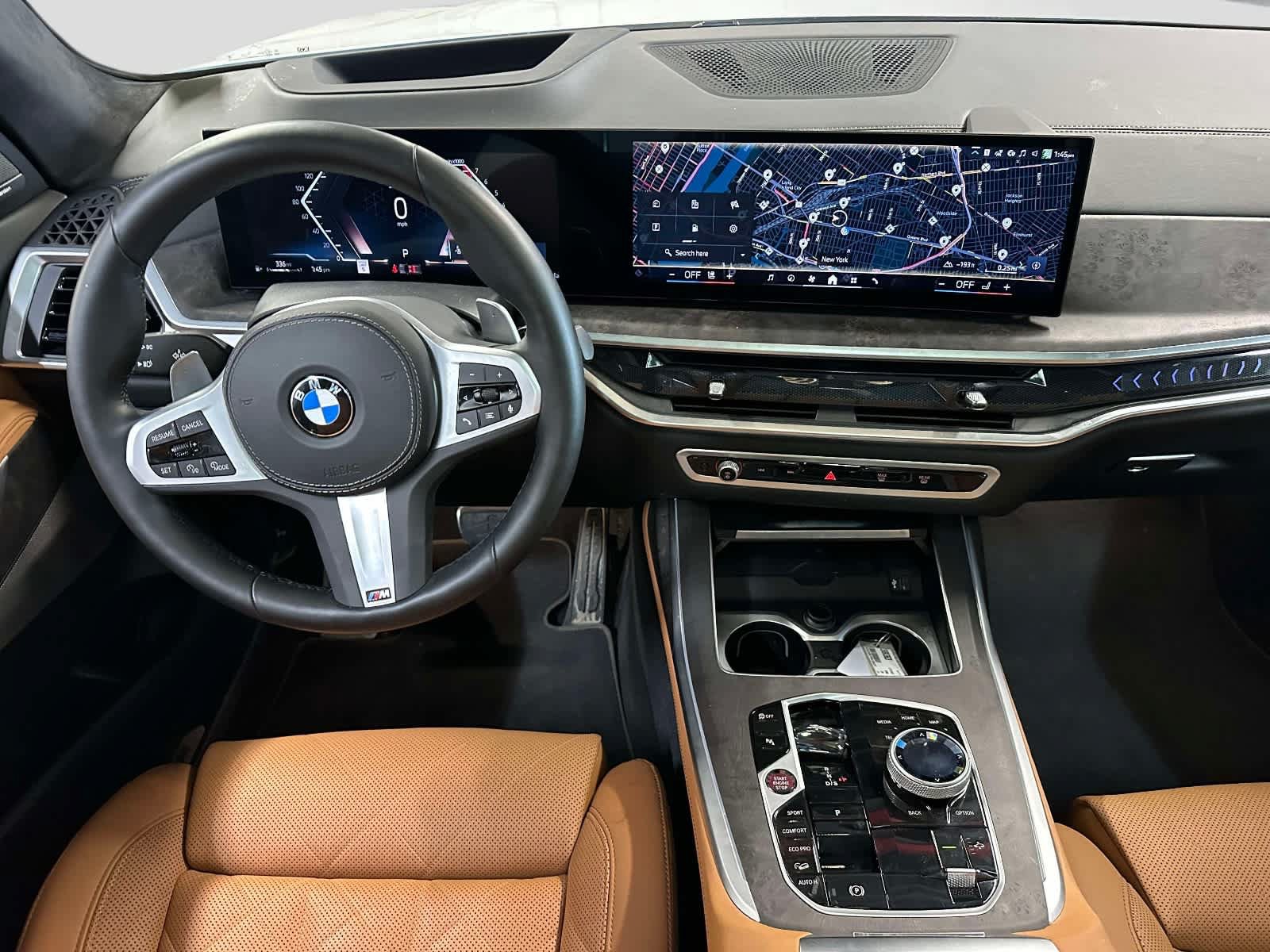 Used 2024 BMW X7 xDrive40i w/ Executive Package AWD/4WD image 18