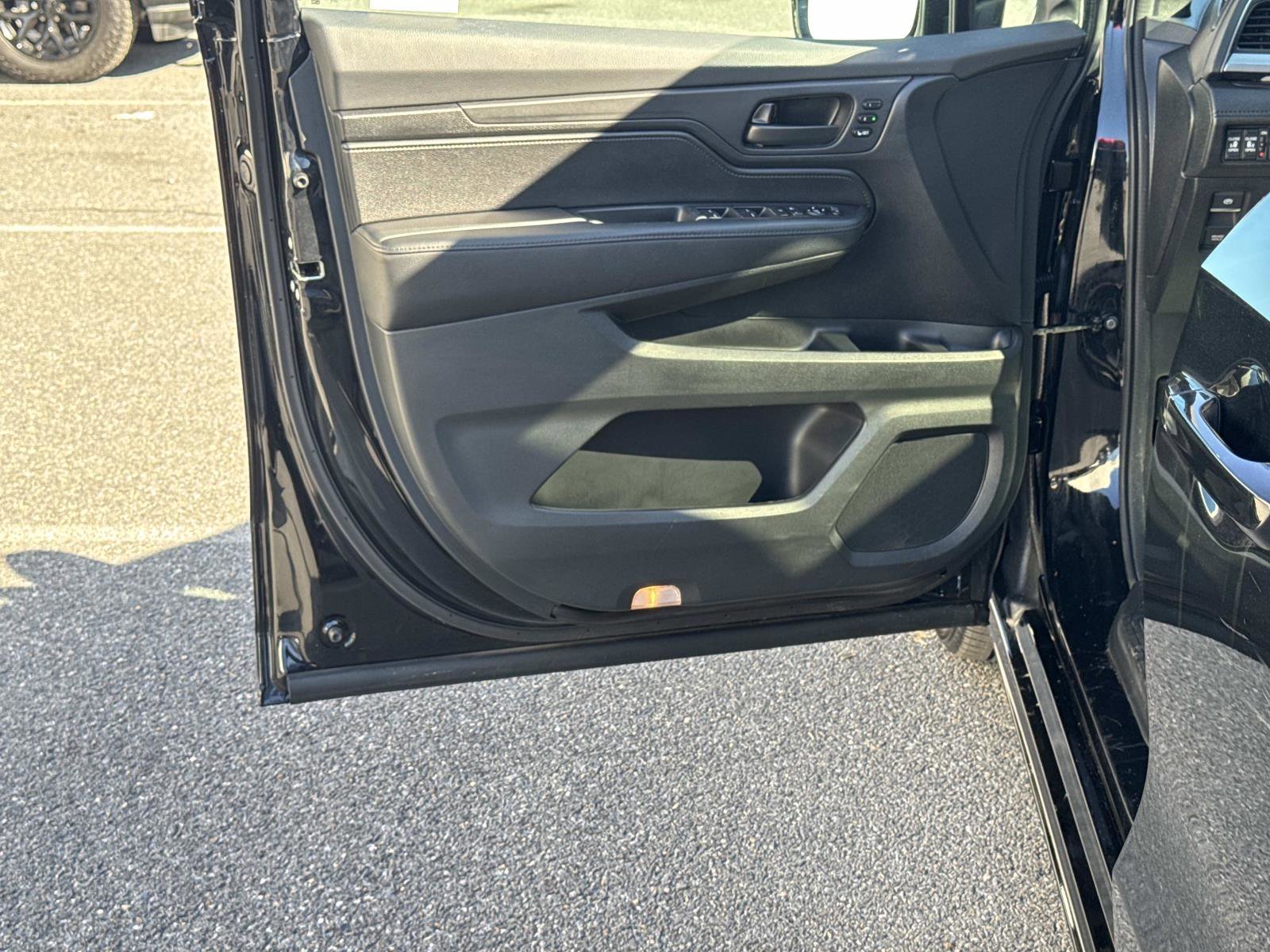 Certified 2024 Honda Odyssey Sport image 17