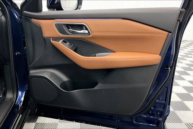 New 2025 Nissan Rogue Platinum image 36