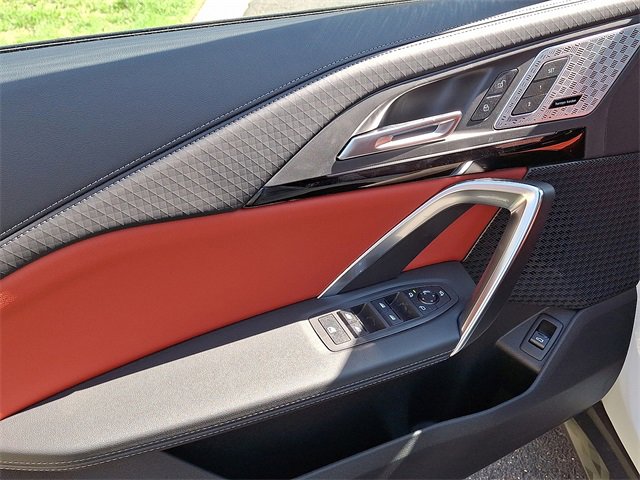 New 2025 BMW X2 xDrive28i w/ Convenience Package image 11