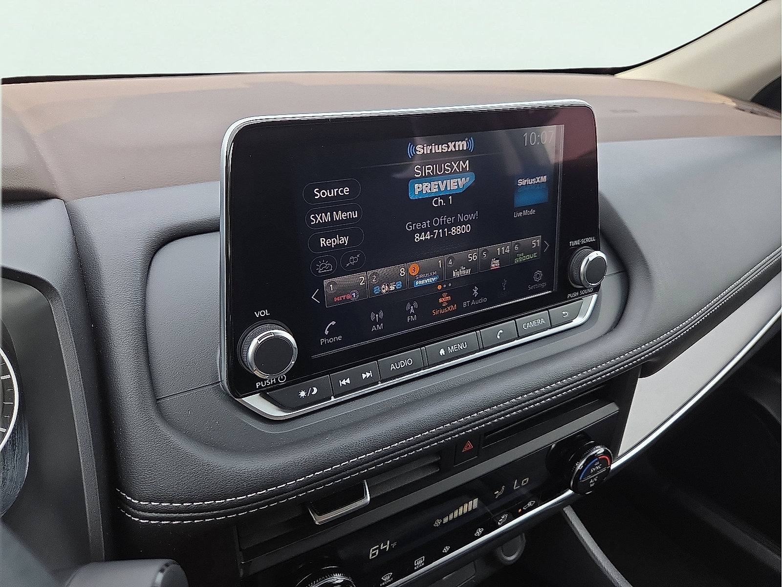 Used 2023 Nissan Rogue SV FWD image 16