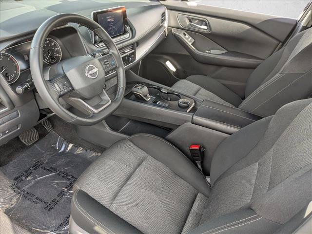 Used 2025 Nissan Rogue SV AWD/4WD image 10